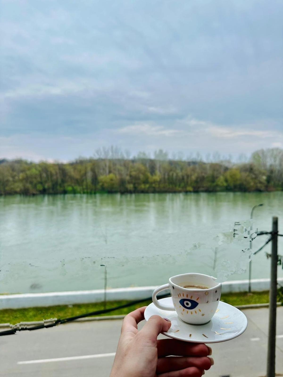 Stan Na Dan Kej Una Bosanska Dubica Bagian luar foto